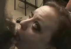 Emo kız Anna Grubu döşeme zamanlarda büyük bir cum arap sekz verir
